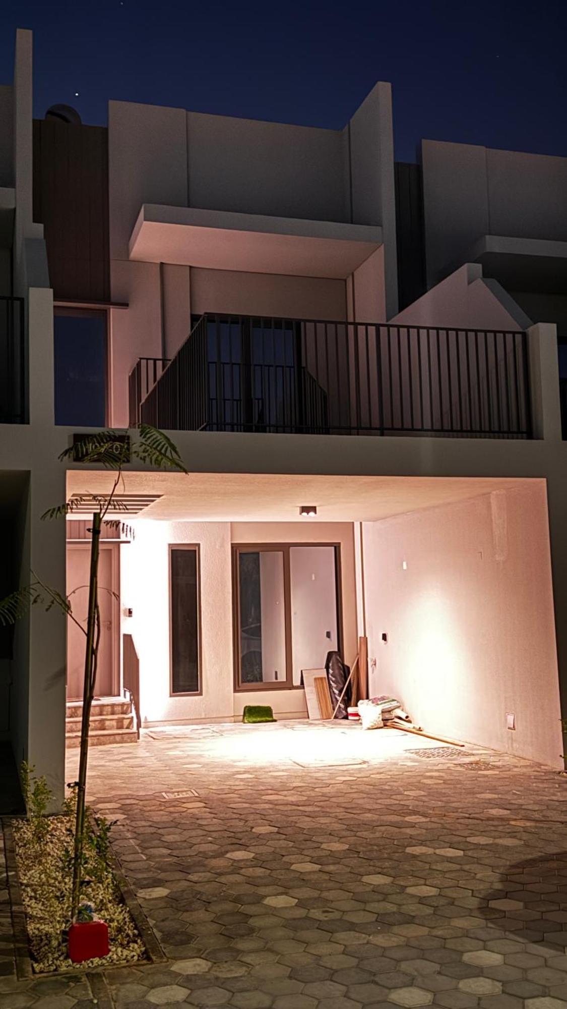 Mag City 2Bd Townhouse Villa Dubai Exterior photo